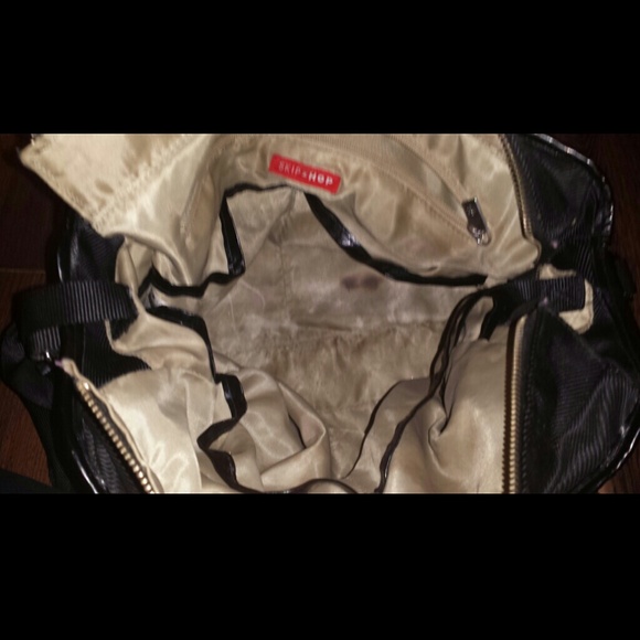 Skip hop studio tote - Picture 3 of 4