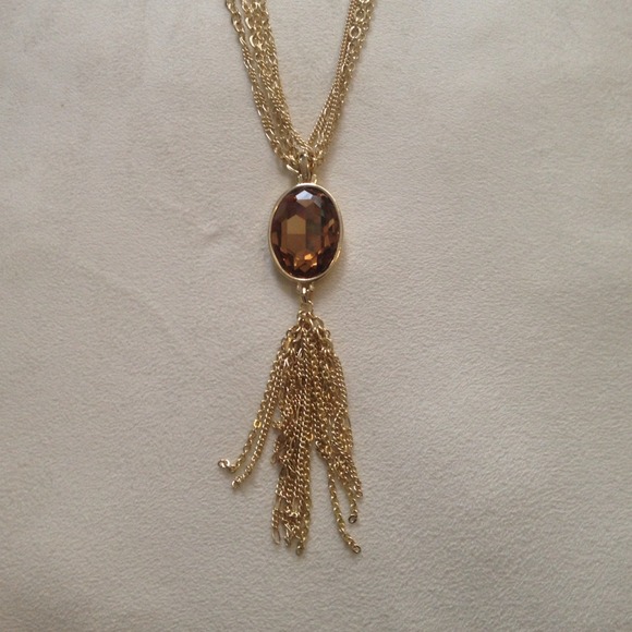 🚫BUNDLED & SOLD Gold Pendant Necklace