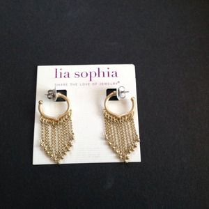 ✨✨SOLD✨✨Lia sophia gold earrings