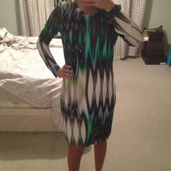 Gorgeous ABS Dress by Allen Schwartz - Picture 2 of 3