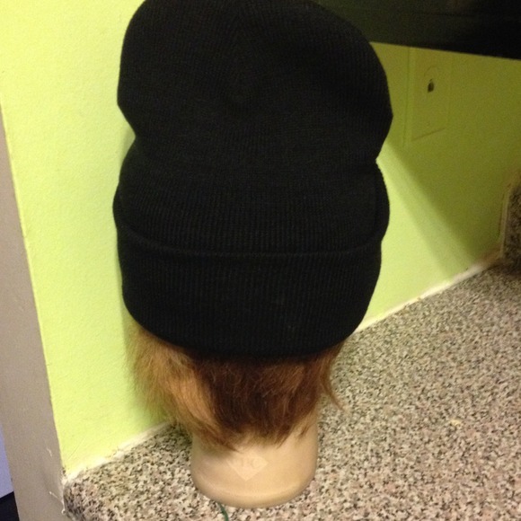 💓 REQUEST ORDER: Barbie Patched Beanie 💓 - Picture 3 of 3