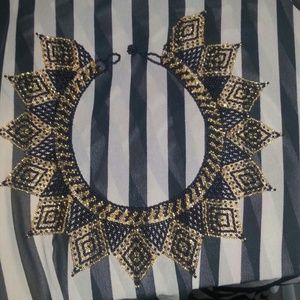 Statement collar peice