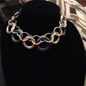 Beautiful Chain reaction necklace (light weight)