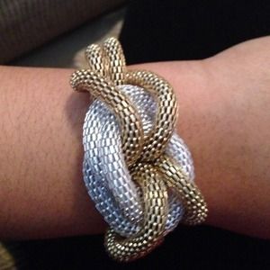 Beautiful bracelet (Traci Lynn)
