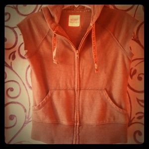 Sleeveless hooded sweater