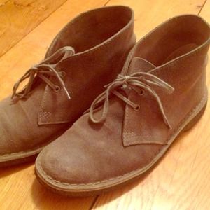 Clarks Desert Boots Distressed Taupe