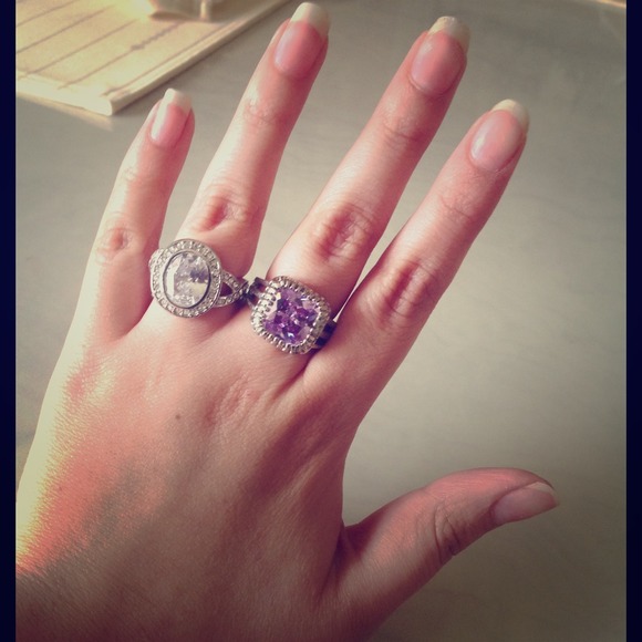 ❌SOLD❌Bundle size 8 rings!