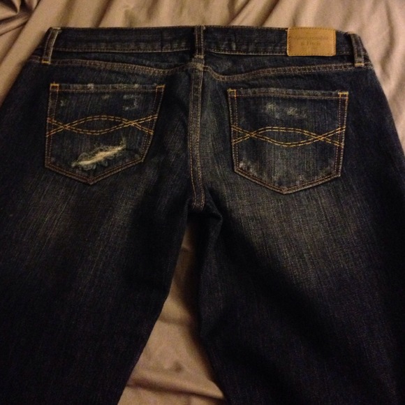 ‼️sold on Vinted ‼️❤️Abercrombie & Fitch jeans 🎉 - Picture 3 of 4