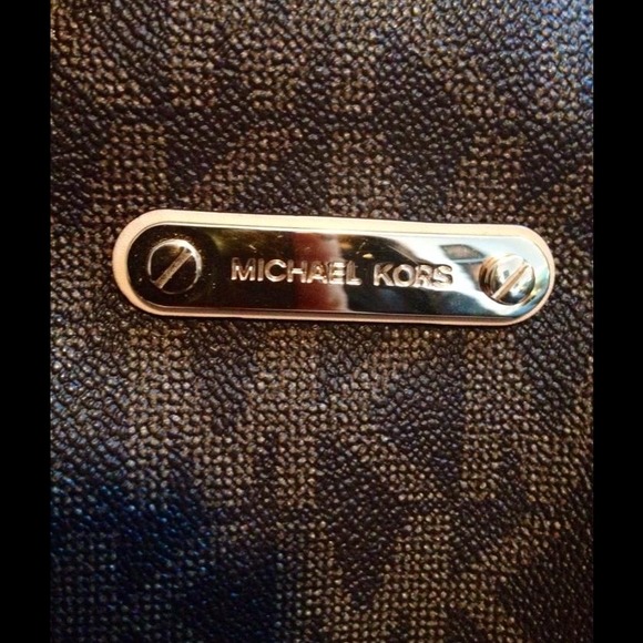 Sold locally - Picture 2 of 4