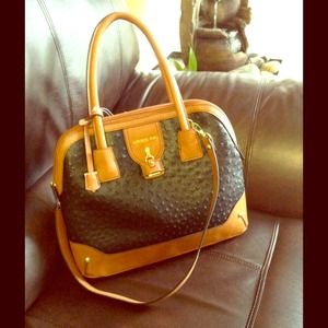 🎉🎉Editor Pick🎉🎉 Brand New London Fog Satchel