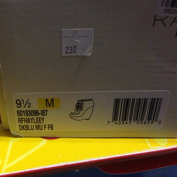 Rachel Roy Dark Blue Hayleeys - Picture 3 of 4