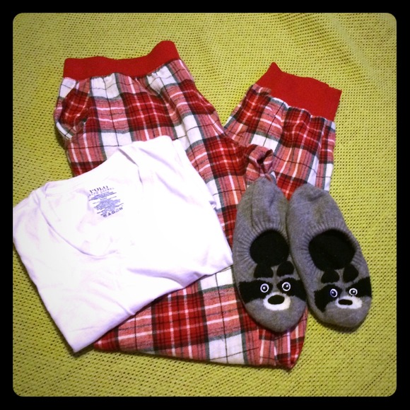 plaid skinny knit pajama pants 😴