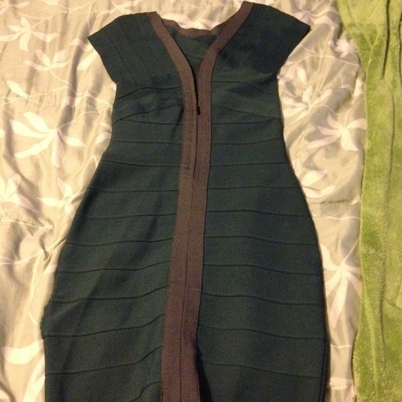 🚩Reserved📍dark green body bandage / fit dress xs