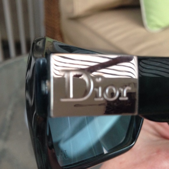 💯 Authentic Christian Dior Sunnies! HP 6/1/14 Ty! - Picture 3 of 3