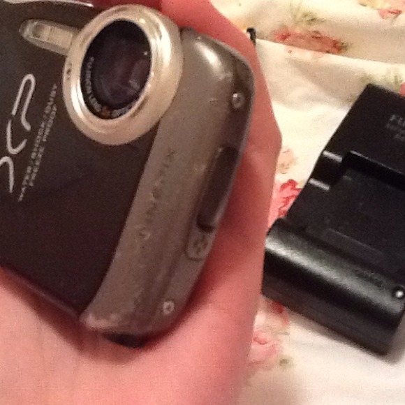 Life Proof Camera! 📷 - Picture 4 of 4