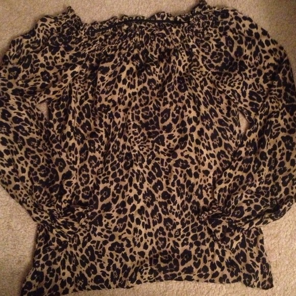 💞Host Pick💞Winter Essentials Party 2/15/14!! - Picture 2 of 4