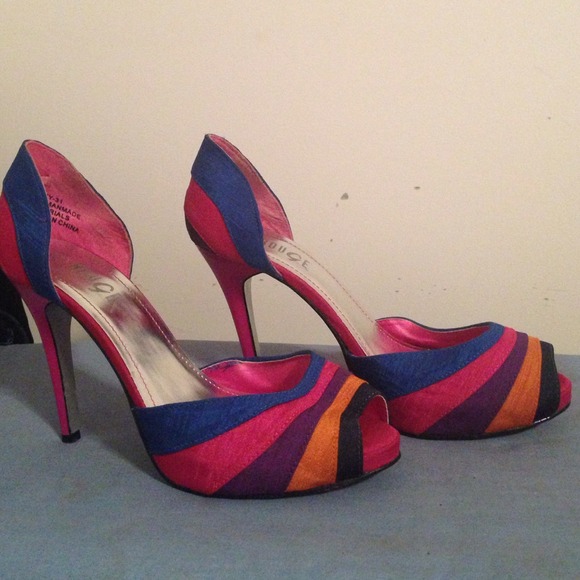 Colorful peep toe pumps 🔴traded🔴