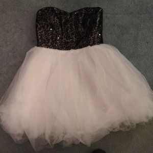 . ****REDUCED PRICE***** HOMECOMING. Great deal!