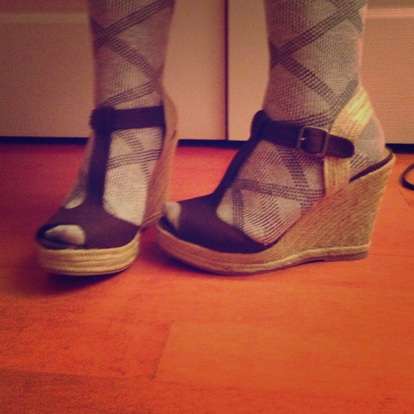 Steve Madden wedges