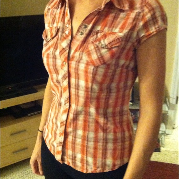 Button Shirt - Picture 2 of 3