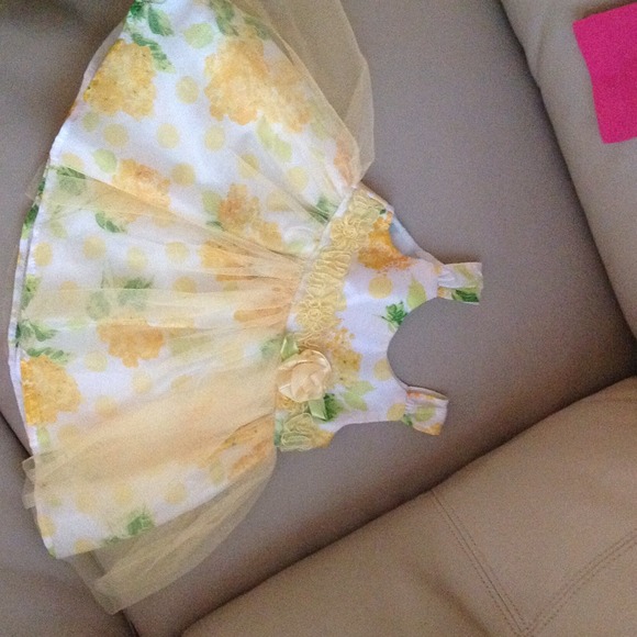 Youngland yellow flower dress