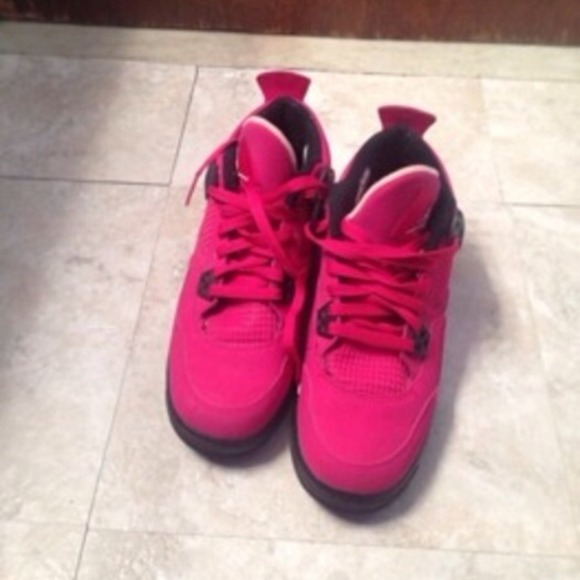 ❌SOLD❌ Jordan cherry 4s