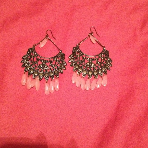 Beautiful earrings!!! (New)