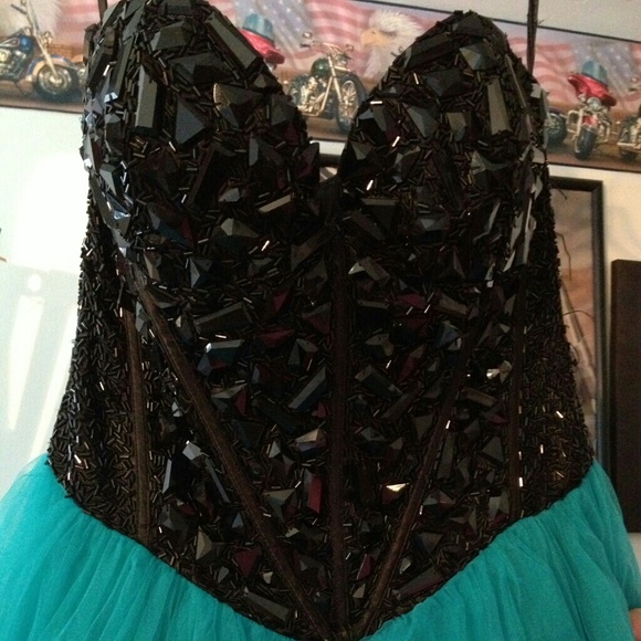Prom dress