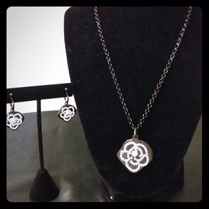 Black rose diamond necklace with matching earrings