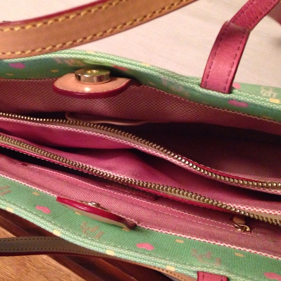 ⭐Traded@mrbrownswife ⭐Dooney purse and skirt - Picture 4 of 4