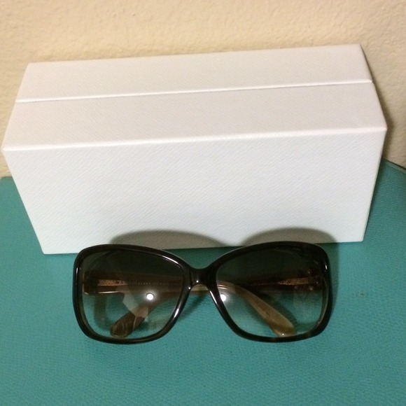 π«soldπ«Marc by Marc Jacobs sunglasses - Picture 3 of 4