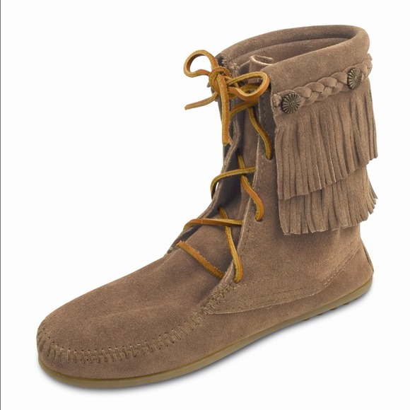 Minnetonka taupe Tramper bootie