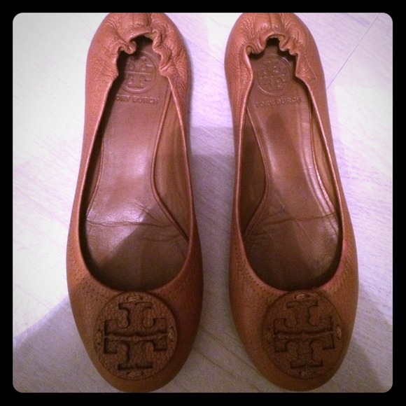 !Sale! Tory Burch flats!