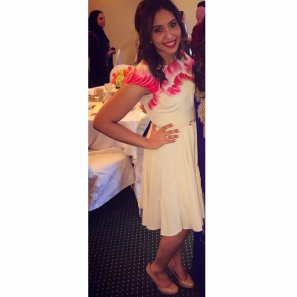 Fit and Flare cocktail dress - Picture 2 of 4