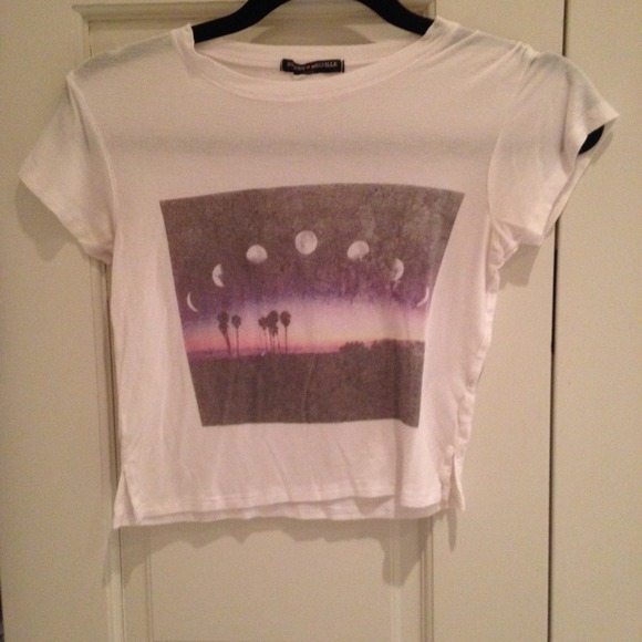 ❌SOLD❌Brandy Melville Carolina moon top