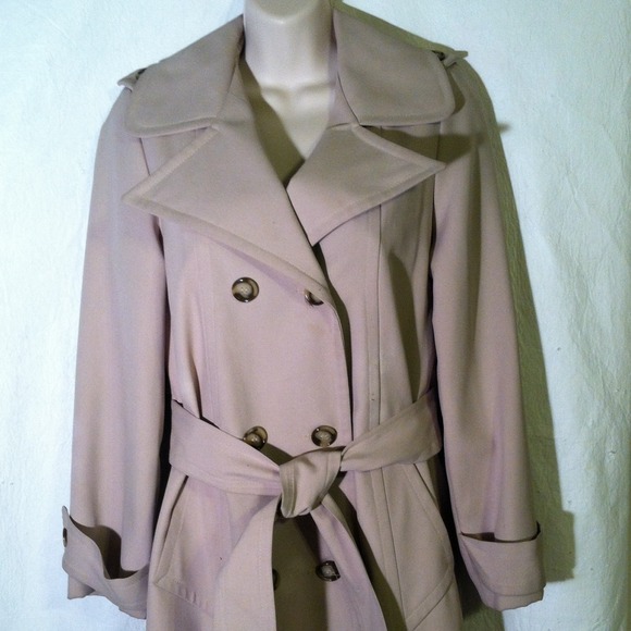 3/4 length trench coat.