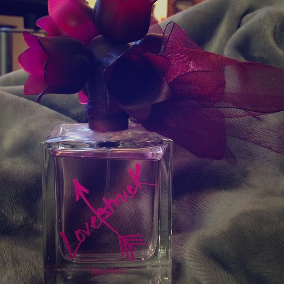 Lovestruck Vera Wang Perfume