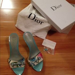 Dior 100% authentic shoes!!