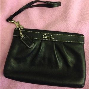 💌@bchmartini💌Authentic Coach Wristlet