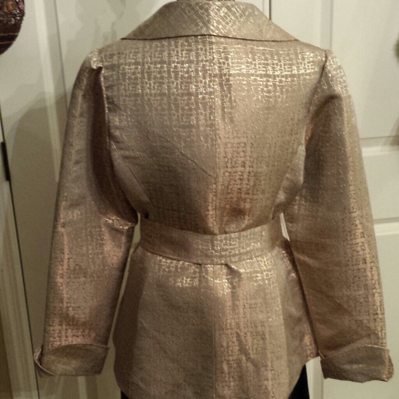 Marc Bouwer gold dinner style jacket. Size L NWT - Picture 3 of 4