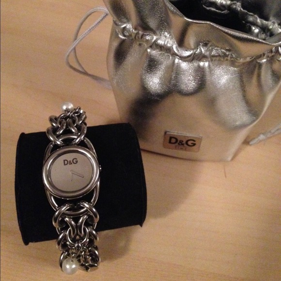 D&G 100% authentic watch!