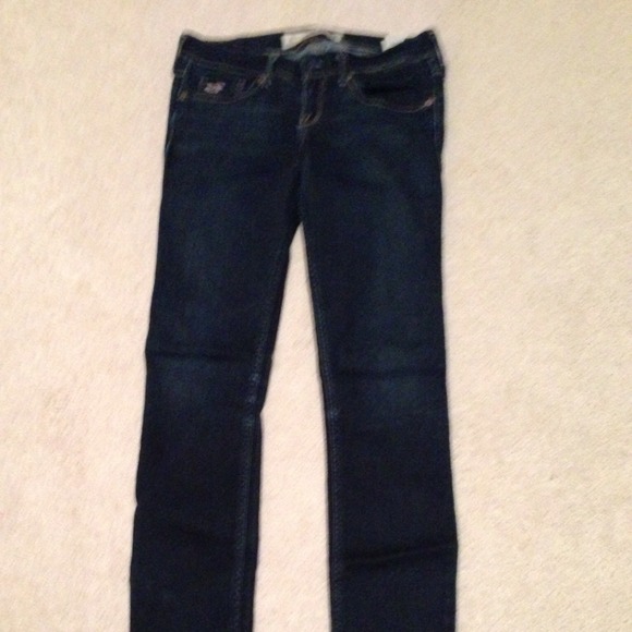 SOLD-Hollister skinny jeans