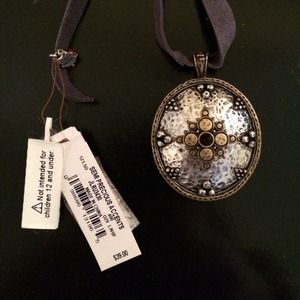 Brand new lucky neckless