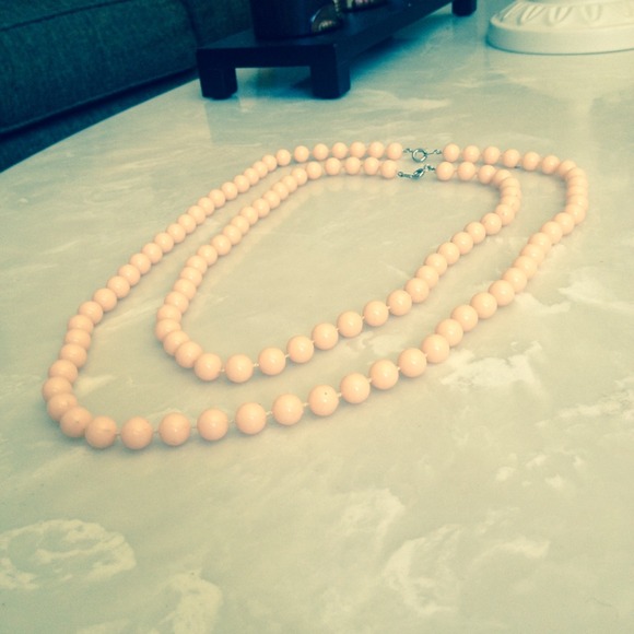 2 Pink pearl necklaces