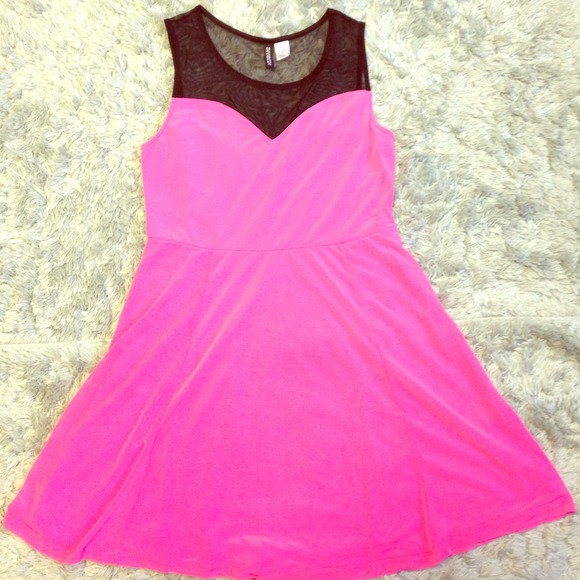 💀SOLD ON VINTED💀 hot pink dress