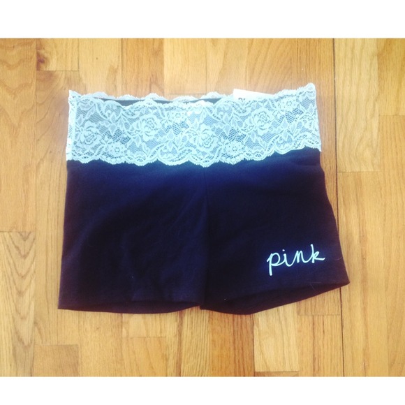 🎀Sold🎀 VS Lace Yoga Shorts