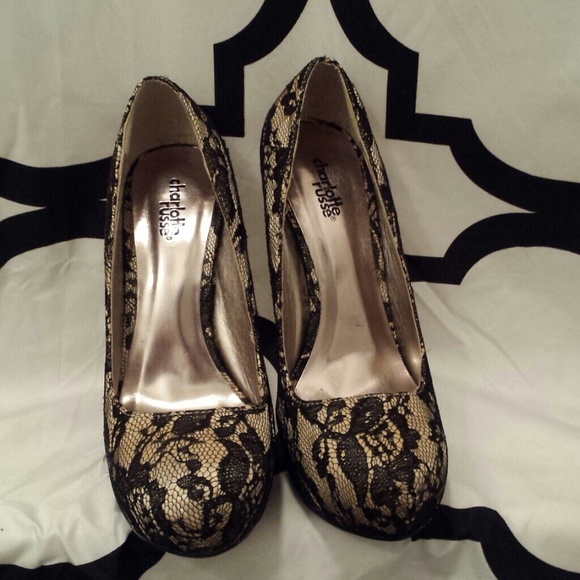 Heels - Picture 3 of 4