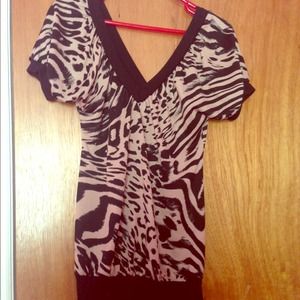 Rue 21 low neck top
