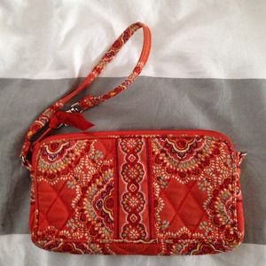 Authentic Vera Bradley Wristlet - Retired Paprika