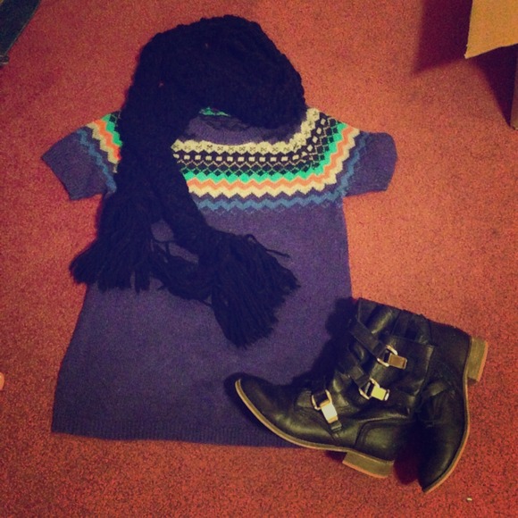 URBAN OUTFITTERS - Picture 1 of 1